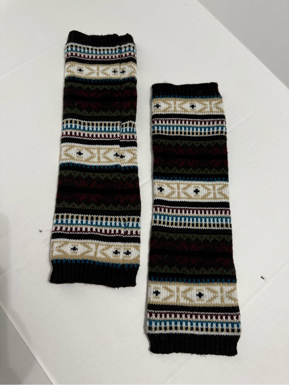 Steve Madden Women's Fair
Isle Pattern Knit Leg Warmers
